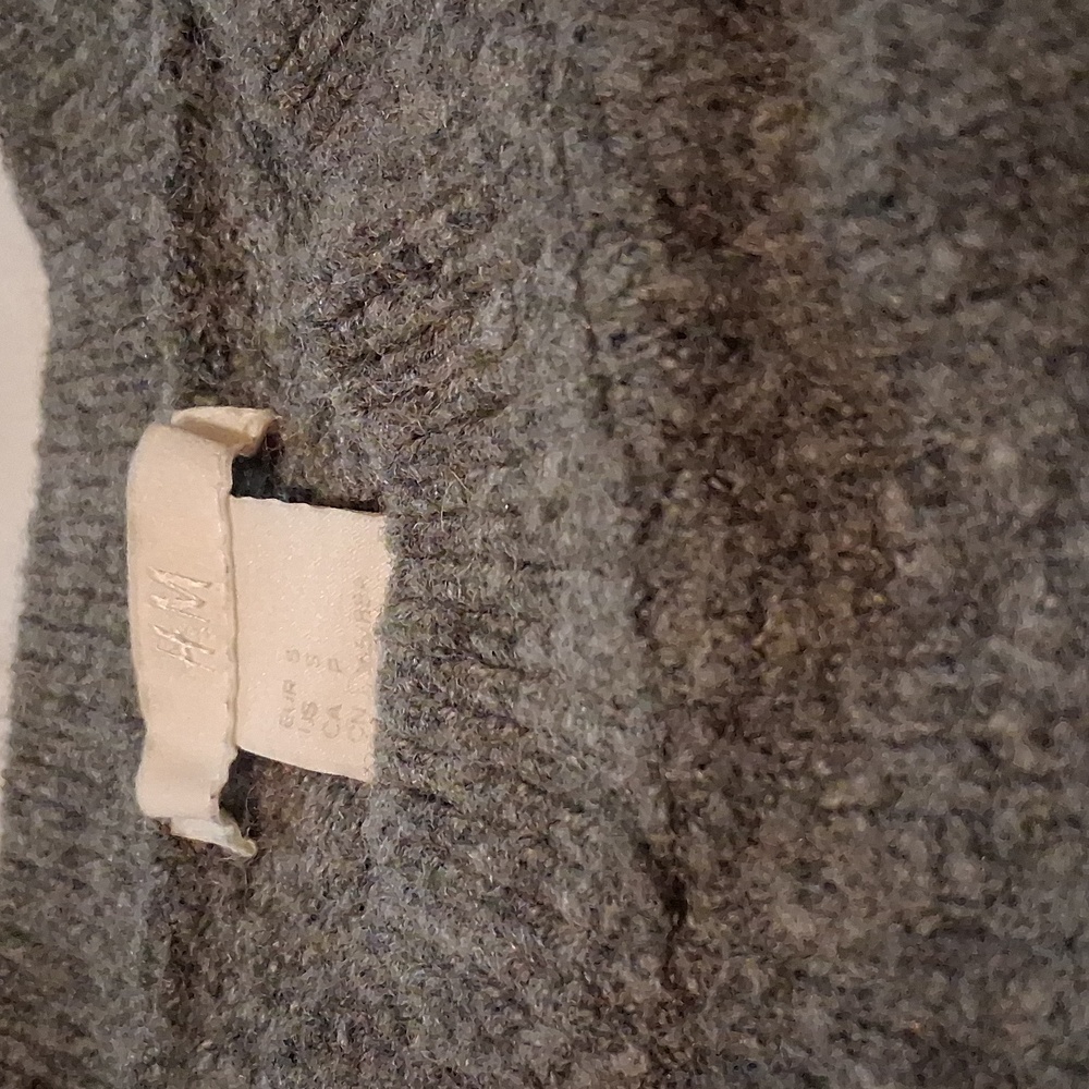 Gray H and M Sweater - Picture 2 of 6